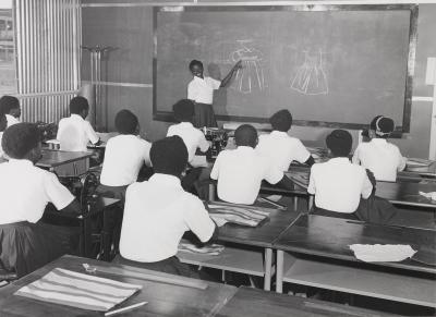 HP.1957.1.120