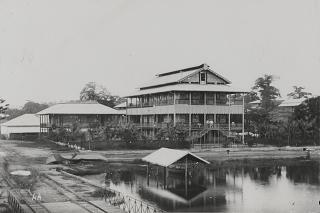 AP.0.0.44_PHOTO_01_SCAN_RECTO.jpg