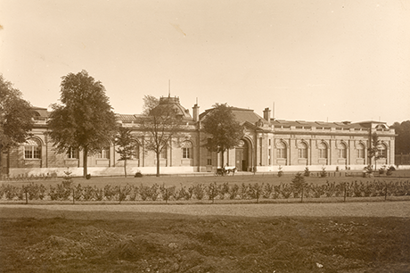 het museumgebouw rond 1910